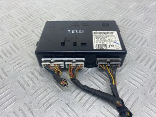 Блок управления BCM (Body Control Module) Hyundai H-1 Grand Starex 2008, 2.5 л., дизель, МКПП, белый, минивэн, задний привод, 954104H401