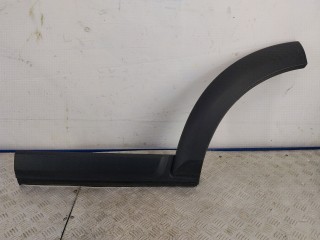 молдинг двери задней левой Land Rover Discovery 3 поколение L319 2007, 2.7 л., 276DT, дизель, АКПП, серый, внедорожник 5 дв., полный привод, DGP000154