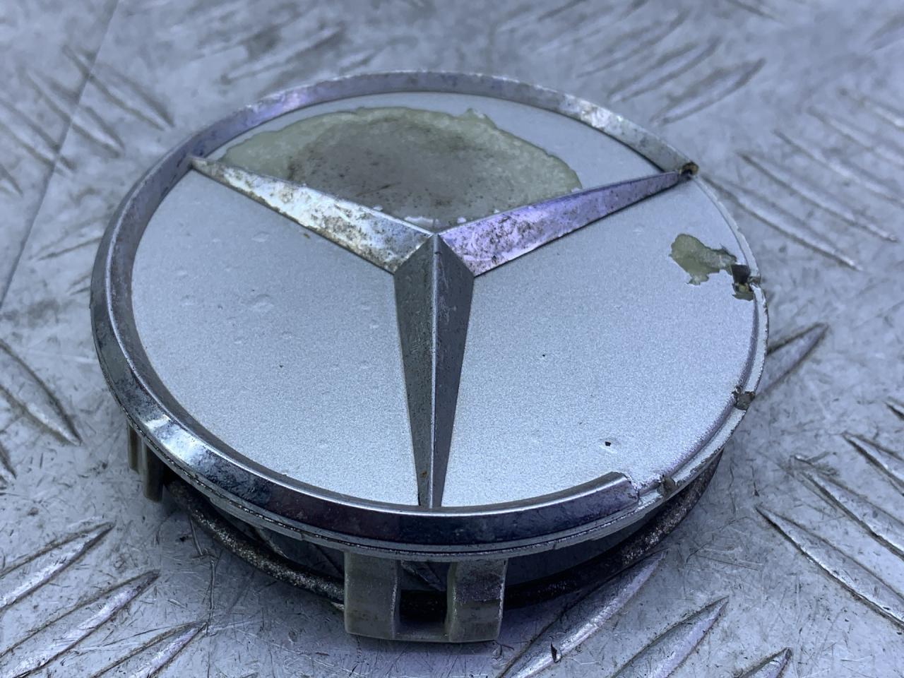 колпачок литого диска Mercedes-Benz E-Класс W210/S210 (1995 - 1999), 2204000125 - фото №1