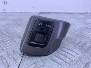 кнопки управления на руле Opel Zafira 2 поколение (B) 2007, 1.9 л., Z 19 DT, дизель, желтый, минивэн, передний привод, 13208858
