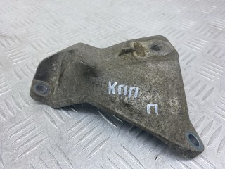кронштейн КПП Audi A6 4A/C4 1995, 2.6 л., ABC, бензин, АКПП, синий, универсал, полный привод, 4A0399114D
