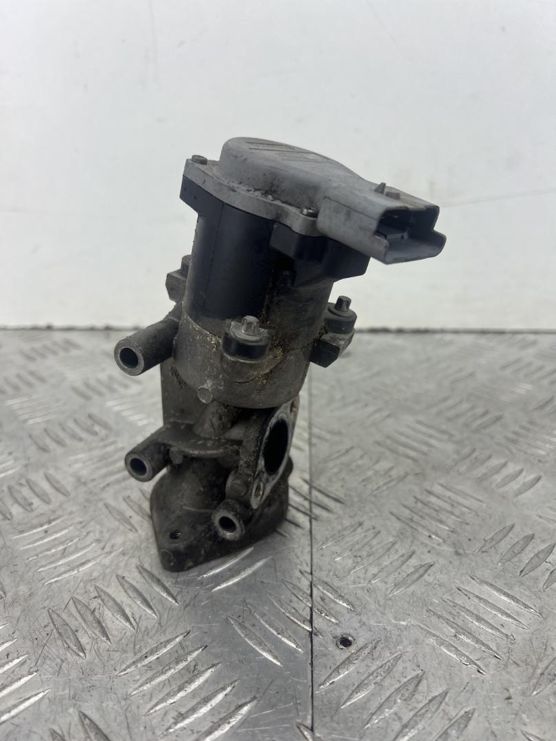 клапан EGR Land Rover Discovery 3 поколение L319 2007, 2.7 л., 276DT, дизель, АКПП, серый, внедорожник 5 дв., полный привод - фото №1