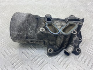 корпус масляного фильтра Ford Focus 2 поколение 2005, 1.6 л., HHDA, дизель, МКПП, белый, универсал, передний привод