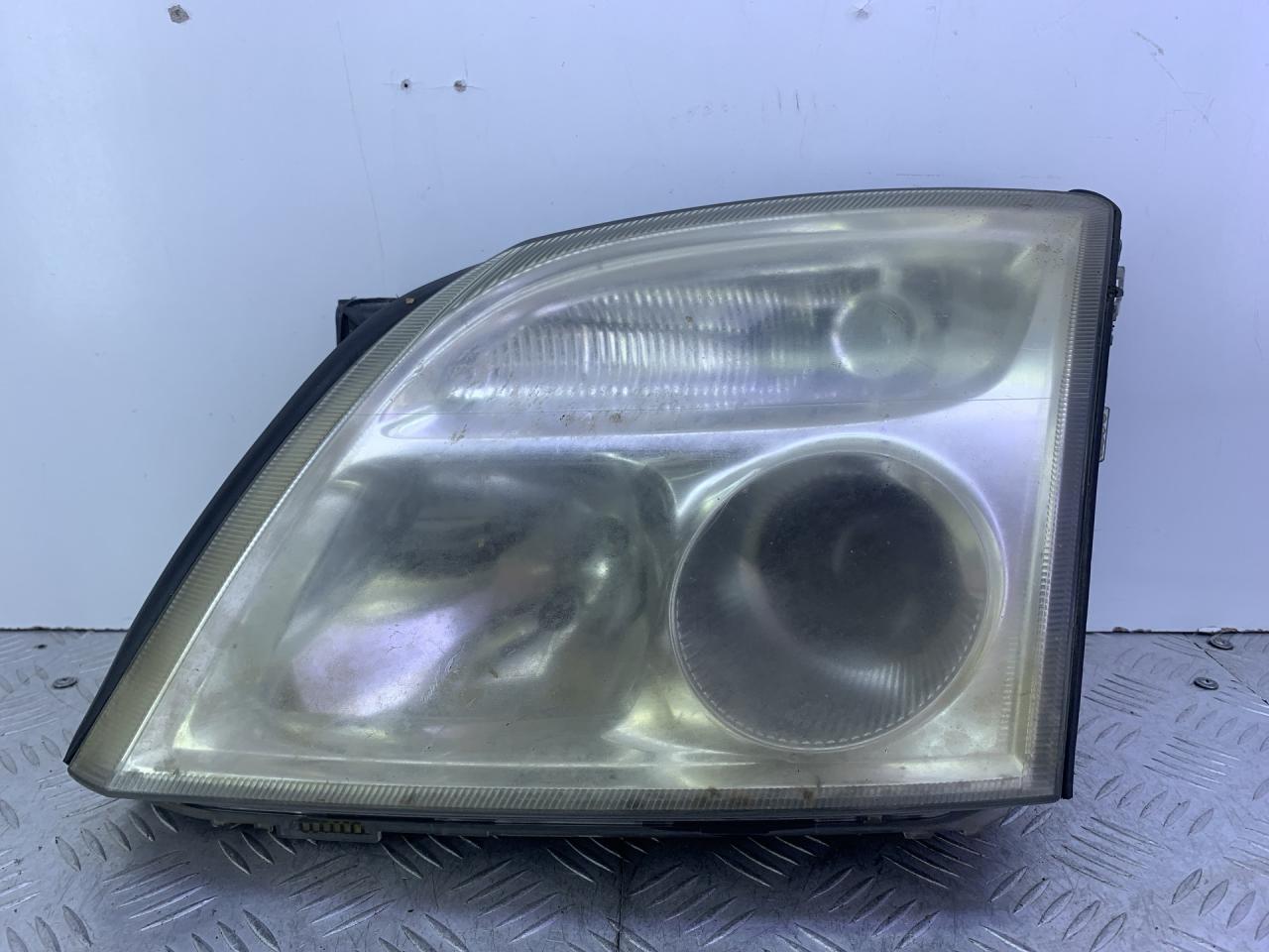 фара левая Opel Vectra C 2004, 2.2 л., Y 22 DTR, дизель, МКПП, серебро, универсал, передний привод, 15588700 - фото №1