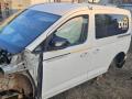 крыша Volkswagen Caddy 5 поколение 2022, бежевый, фургон, передний привод - фото №2