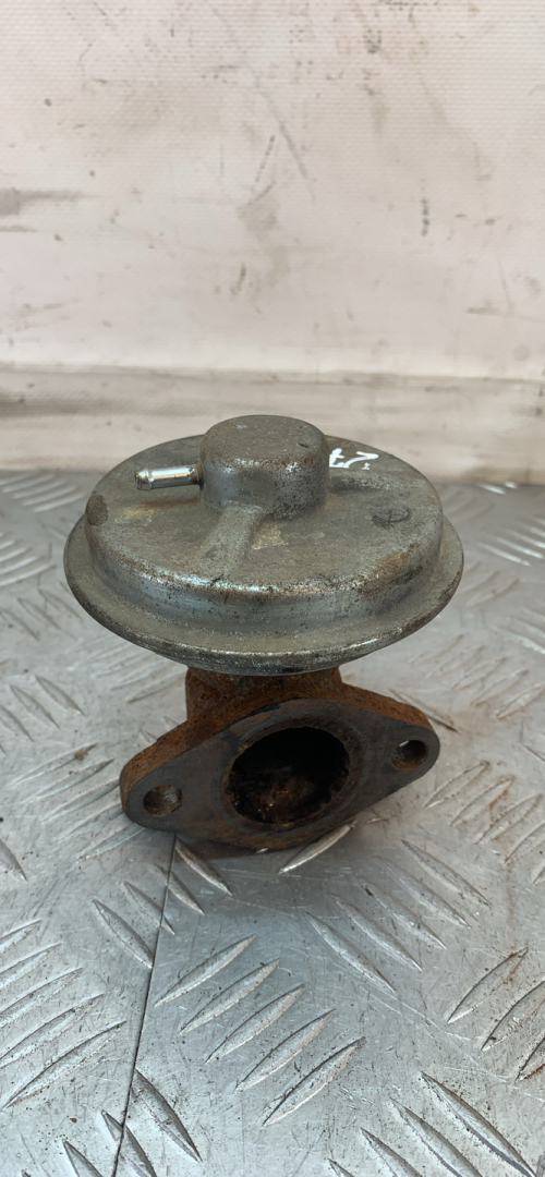 клапан EGR Opel Antara 1 поколение 2006, 2.0 л., Z 20 DMH, дизель, 5МКПП, серебро, внедорожник 5 дв., полный привод - фото №1