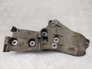 кронштейн генератора Renault Megane 2 поколение (2002 - 2006), 8200669494