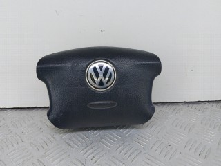 подушка безопасности водителя Volkswagen Passat B5 1999, 1.8 л., APT, бензин, 5МКПП, зеленый, универсал, передний привод, 3B0880201AE