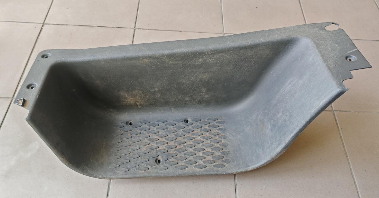 Подножка кабины IVECO Daily 4 поколение 35C15 2008, 3.0 л., F1CE0481F, дизель, МКПП, фургон, задний привод, 500312441 - фото №1