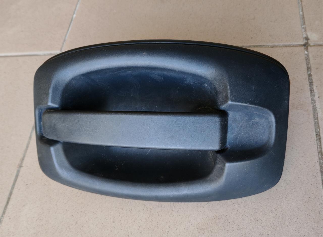 ручка наружная IVECO Daily 6 поколение 35c12 2017, 2.3 л., F1AFL411B, дизель, АКПП, фургон, 5801595611 - фото №1
