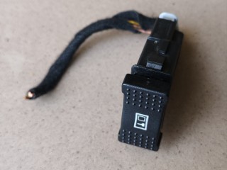 кнопка центрального замка IVECO Daily 4 поколение 50C15 2011, 3.0 л., F1CE0481F, дизель, фургон, 69500499