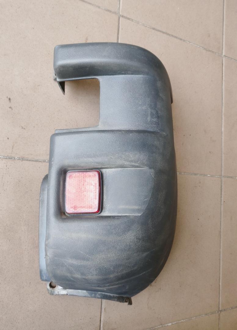 клык бампера задний правый IVECO Daily 3 поколение 50c11 2001, 2.8 л., 8140.43C, дизель, МКПП, микроавтобус, задний привод, 500326836 - фото №1
