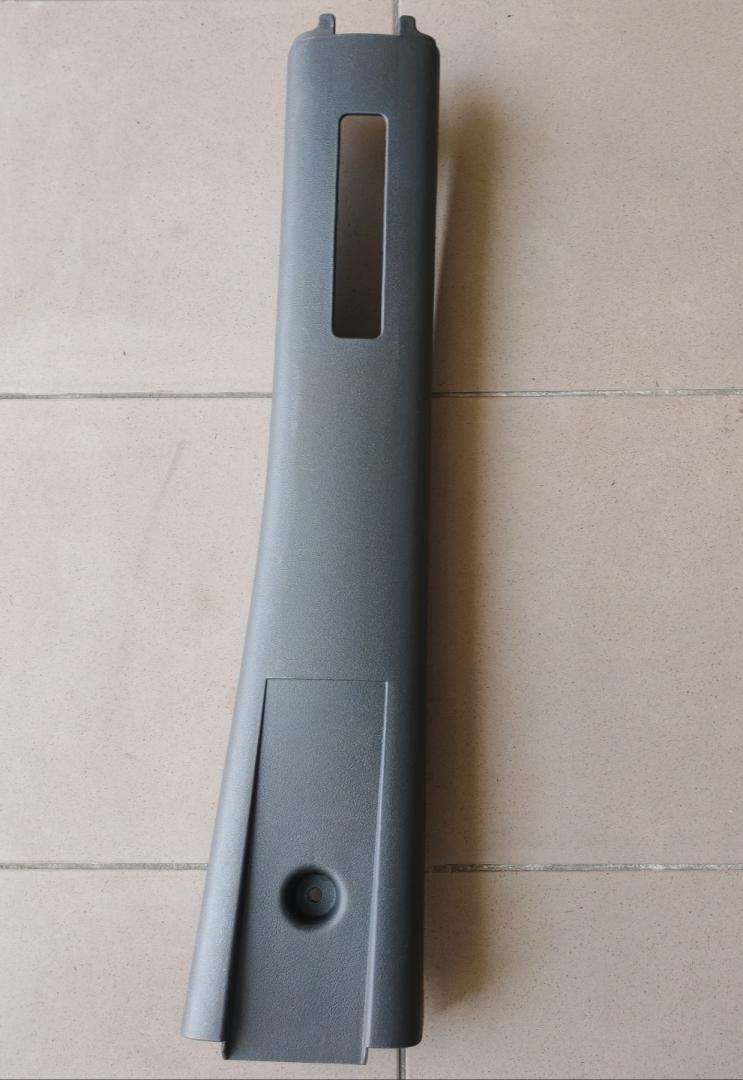 обшивка стойки центральной правой IVECO Daily 4 поколение 35C15 2008, 3.0 л., F1CE0481F, дизель, МКПП, микроавтобус, задний привод, 500337385 - фото №1