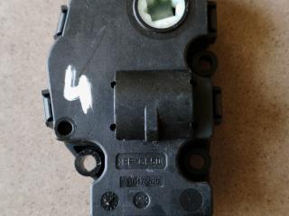 моторчик заслонки печки BMW 3 серия E90/E91/E92/E93 E90 2007, 2.0 л., N46B20BX, бензин, 6МКПП, sparkling graphite, седан, 410475520