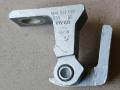 петля двери Volkswagen Tiguan 1 поколение 2009, 2.0 л., CBAB, дизель, МКПП, внедорожник 5 дв., 5N0831402 - фото №4