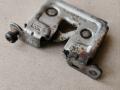 замок капота BMW 3 серия E90/E91/E92/E93 E90 2007, 2.0 л., N46B20BX, бензин, 6МКПП, sparkling graphite, седан, 51237115229 - фото №2