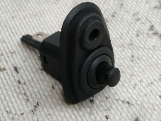 выключатель концевой (концевик) IVECO Daily 2 поколение 35-8 1995, 2.5 л., 8140.07.3713, дизель, микроавтобус, задний привод