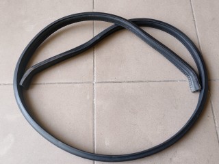 уплотнитель подкапотного пространства IVECO Daily 5 поколение 35S11 2013, 2.3 л., F1AE3481A, дизель, фургон, задний привод, 3802861