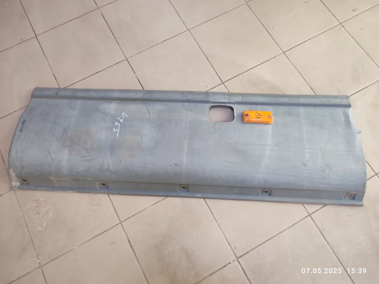 молдинг (накладка кузовная) IVECO Daily 3 поколение 35s12 2004, 2.3 л., F1AE0481B, дизель, 5МКПП, фургон, 500327116 - фото №1