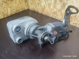 корпус масляного фильтра Renault Duster 1 поколение HSA 2013, 1.5 л., K9K 896, дизель, 6МКПП, белый, внедорожник 5 дв., 8200779744