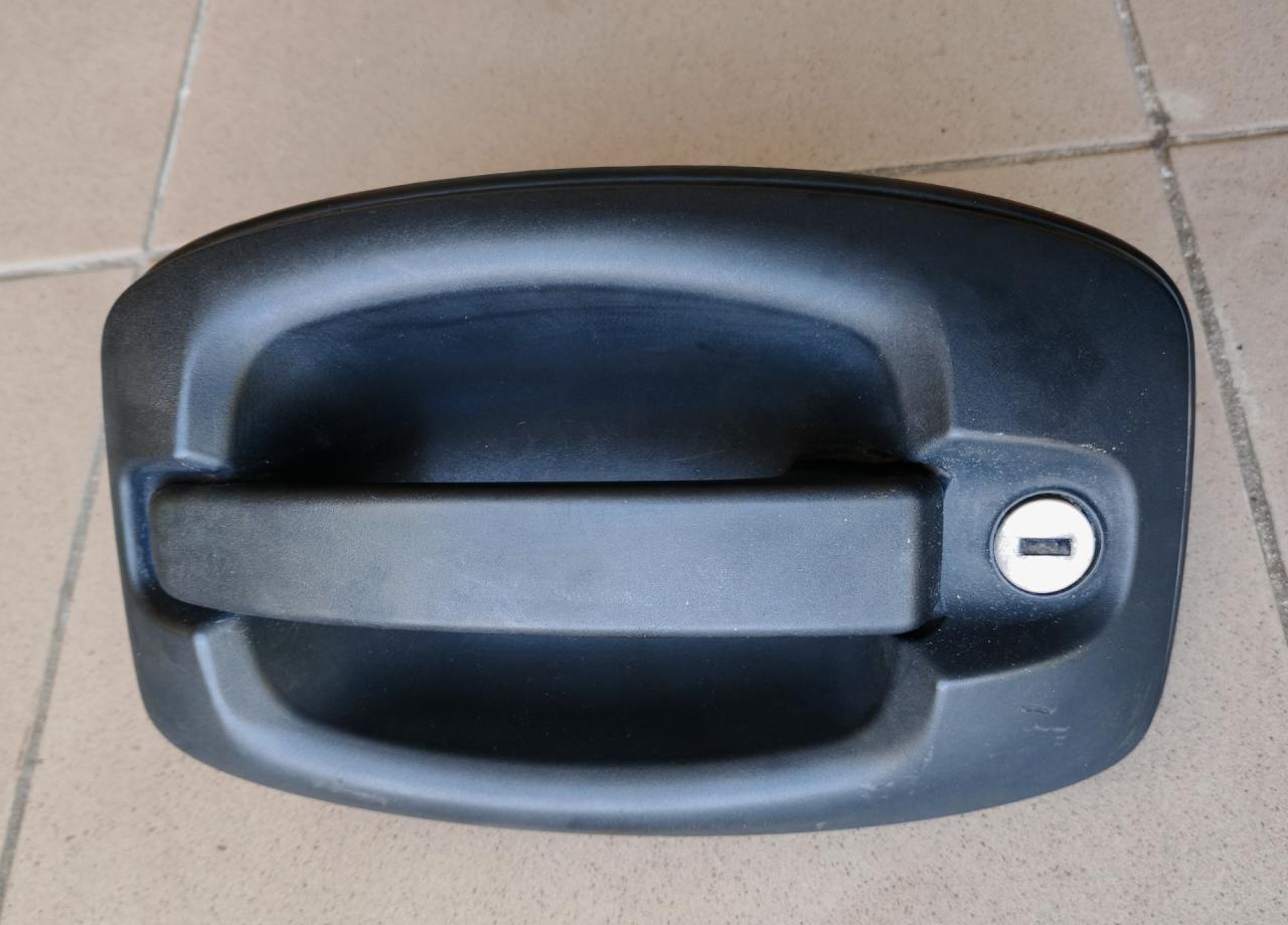 ручка наружная IVECO Daily 6 поколение 35c12 2017, 2.3 л., F1AFL411B, дизель, АКПП, фургон, 5801577664 - фото №1