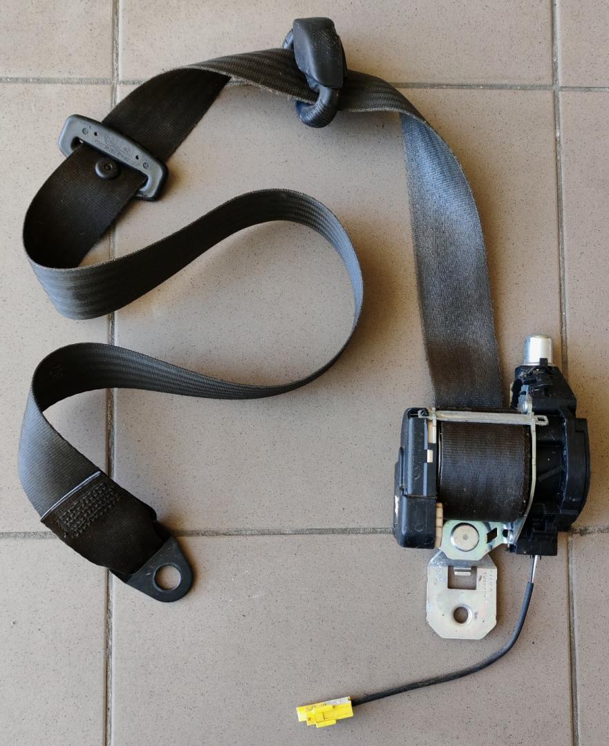 ремень безопасности IVECO Daily 4 поколение 35C15 2008, 3.0 л., F1CE0481F, дизель, МКПП, микроавтобус, задний привод - фото №1