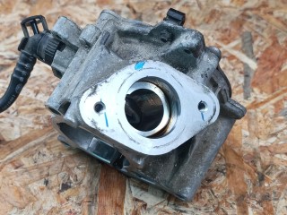 насос вакуумный Volkswagen Tiguan 1 поколение 2006, 2.0 л., DDSA, бензин, внедорожник 5 дв., 06K145100BB
