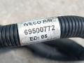 плюсовой провод аккумулятора IVECO Daily 4 поколение 50C15 2010, 3.0 л., F1CE0481F, дизель, фургон, 69500772 - фото №8