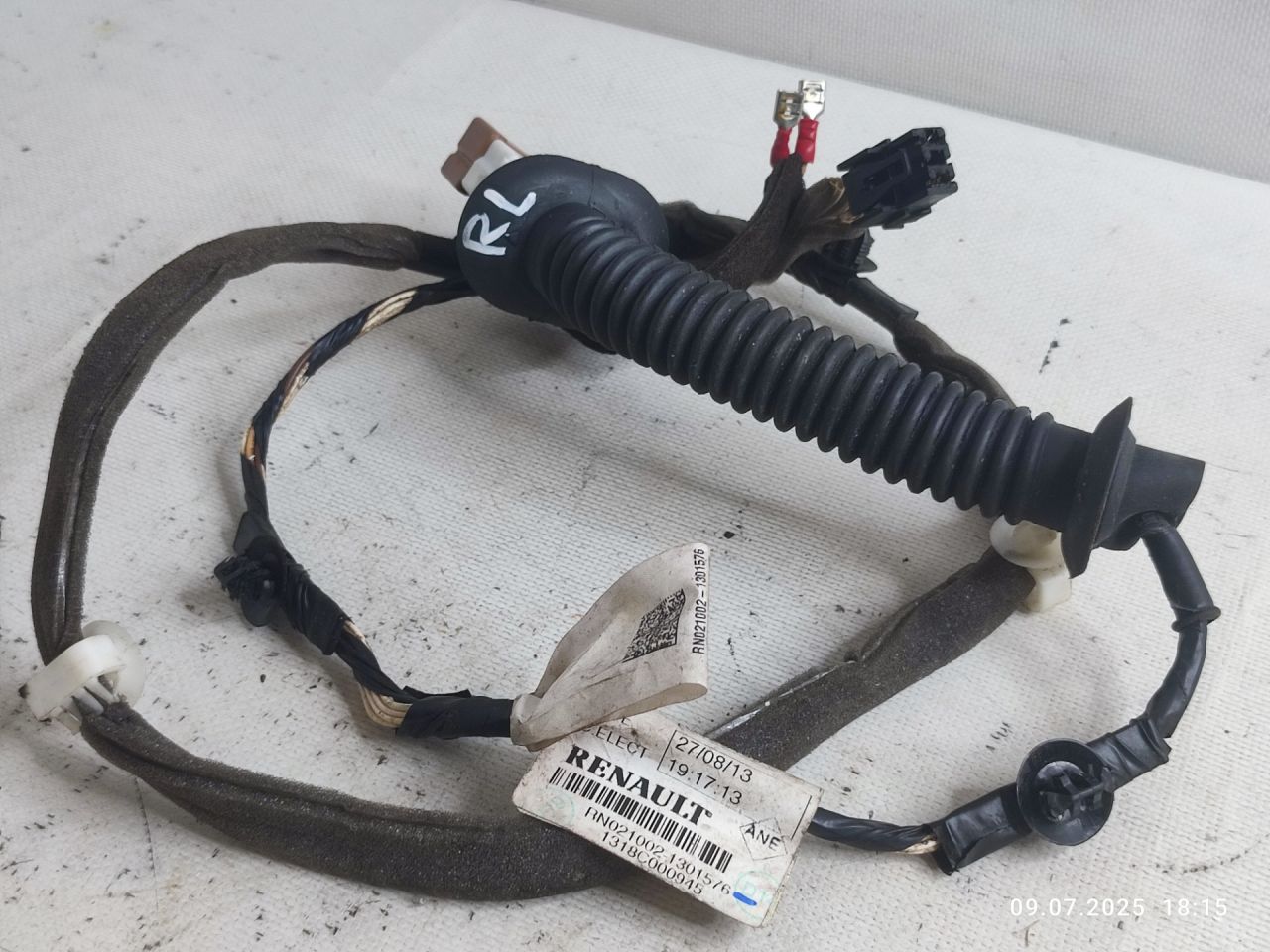 дверная проводка Renault Duster 1 поколение HSM 2014, 1.6 л., K4M 696, бензин, 5МКПП, внедорожник 5 дв., 241261143R - фото №1