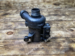 помпа BMW 5 серия E60/E61 2005, 2.5 л., бензин, МКПП, седан, 11517521584, 11517545201, 7521584, 7545201