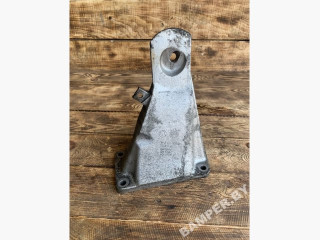 кронштейн двигателя BMW 5 серия E60/E61 2005, 2.5 л., дизель, АКПП, универсал, 22116761150, 6761150