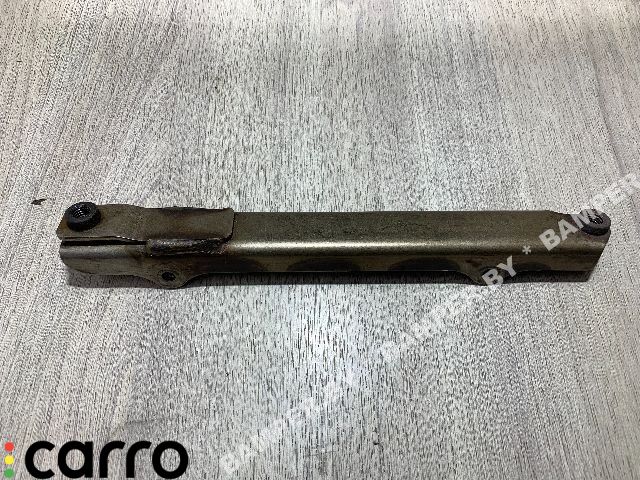 кронштейн (крепление) BMW 1 серия F20/F21 2011, 2.0 л., бензин, АКПП, хетчбэк 5 дв. - фото №1