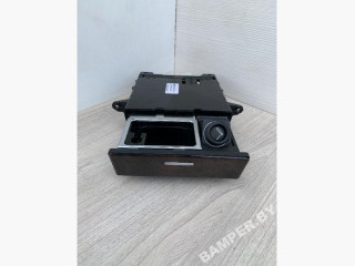 пепельница BMW 5 серия E60/E61 2007, 2.5 л., бензин, АКПП, седан