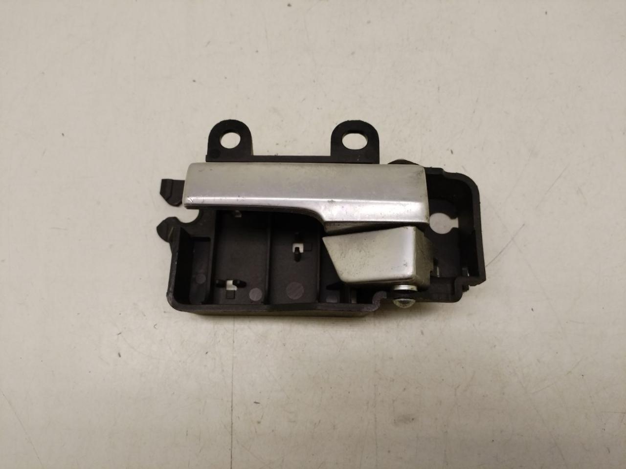 ручка внутренняя задняя левая Ford C-Max 1 поколение 2007, минивэн, 3M51R22601BD