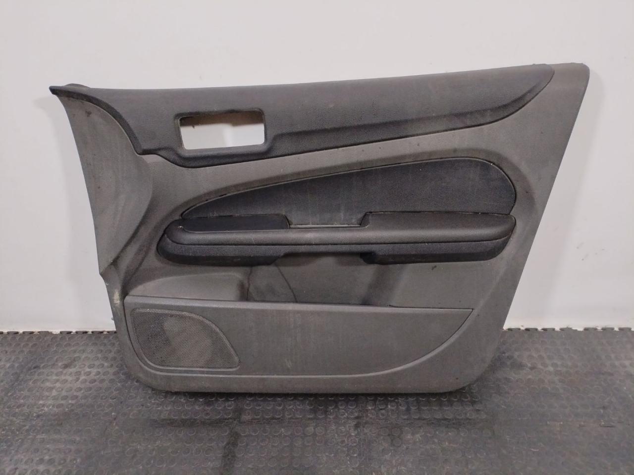 обшивка двери передняя правая Ford Focus 2 поколение 2005, хетчбэк 5 дв., 4M51A23942C