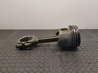 поршень Nissan Almera N16 2001, 2.2 л., YD22DDT, дизель, МКПП, хетчбэк 5 дв.