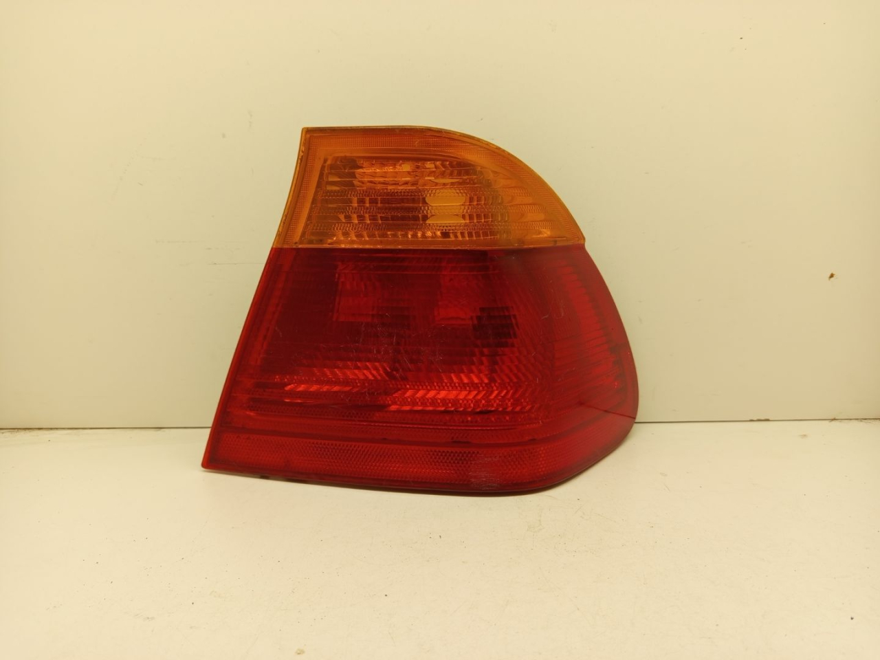 фонарь задний правый BMW 3 серия E46 2001, седан