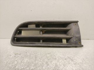 заглушка (решетка) в бампер Volkswagen Polo 4 поколение 2002, хетчбэк 5 дв., 6Q0853665
