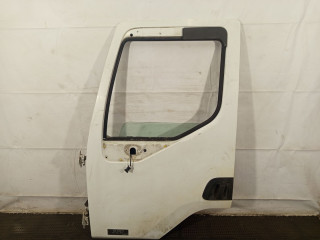 дверь передняя левая Renault Midlum 1 поколение 2001, грузовик