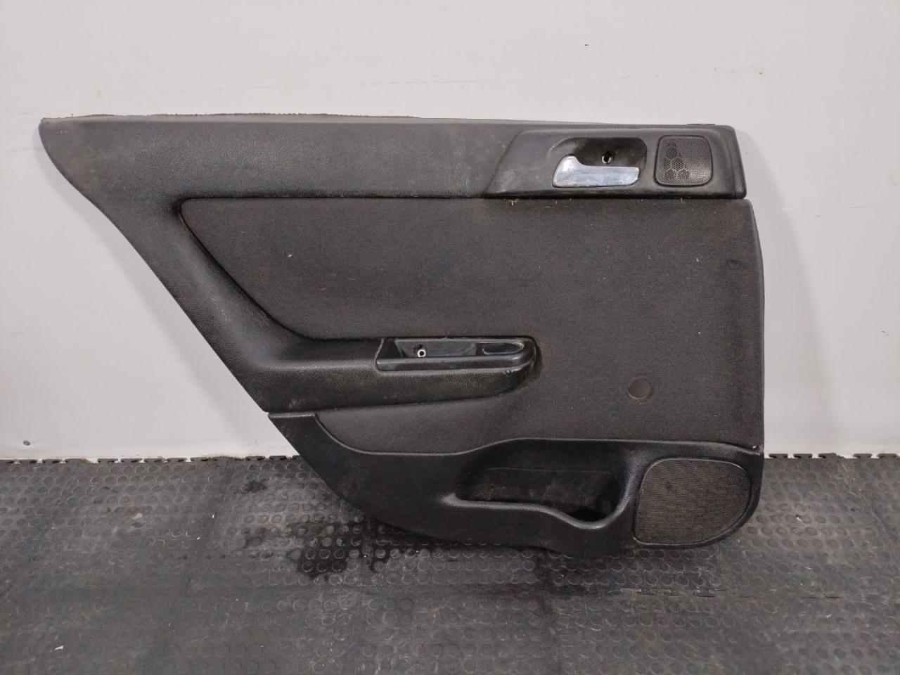 обшивка двери задняя левая Opel Astra G 2002, хетчбэк 5 дв., 024445447