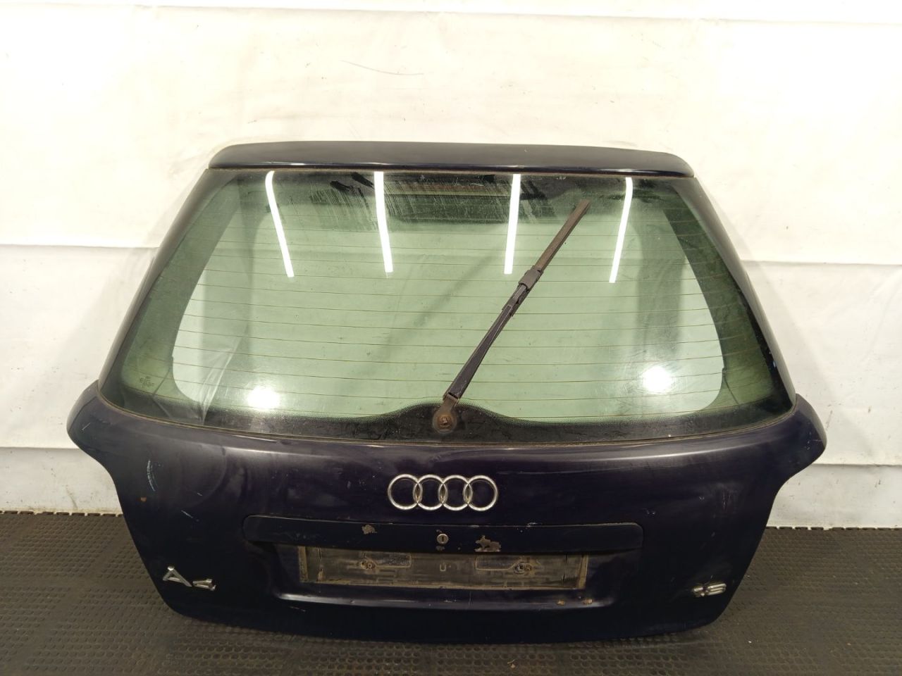 крышка багажника (дверь 3-5) Audi A4 B5 1998, универсал