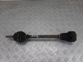 полуось передняя левая (приводной вал, ШРУС) Volkswagen Golf 3 поколение 1995, 1.6 л., ABU, бензин