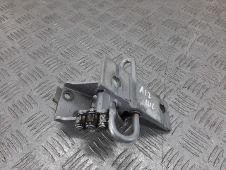 петля двери Audi A8 D2/4D [рестайлинг] 2001, 3.3 л., AKF, дизель, АКПП