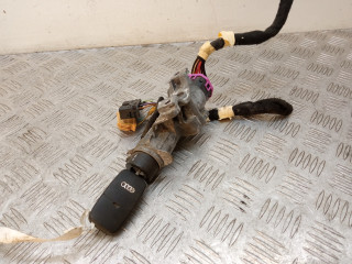 замок зажигания Audi A6 4B/C5 2000, 2.4 л., ARJ, бензин, 4B0905851C