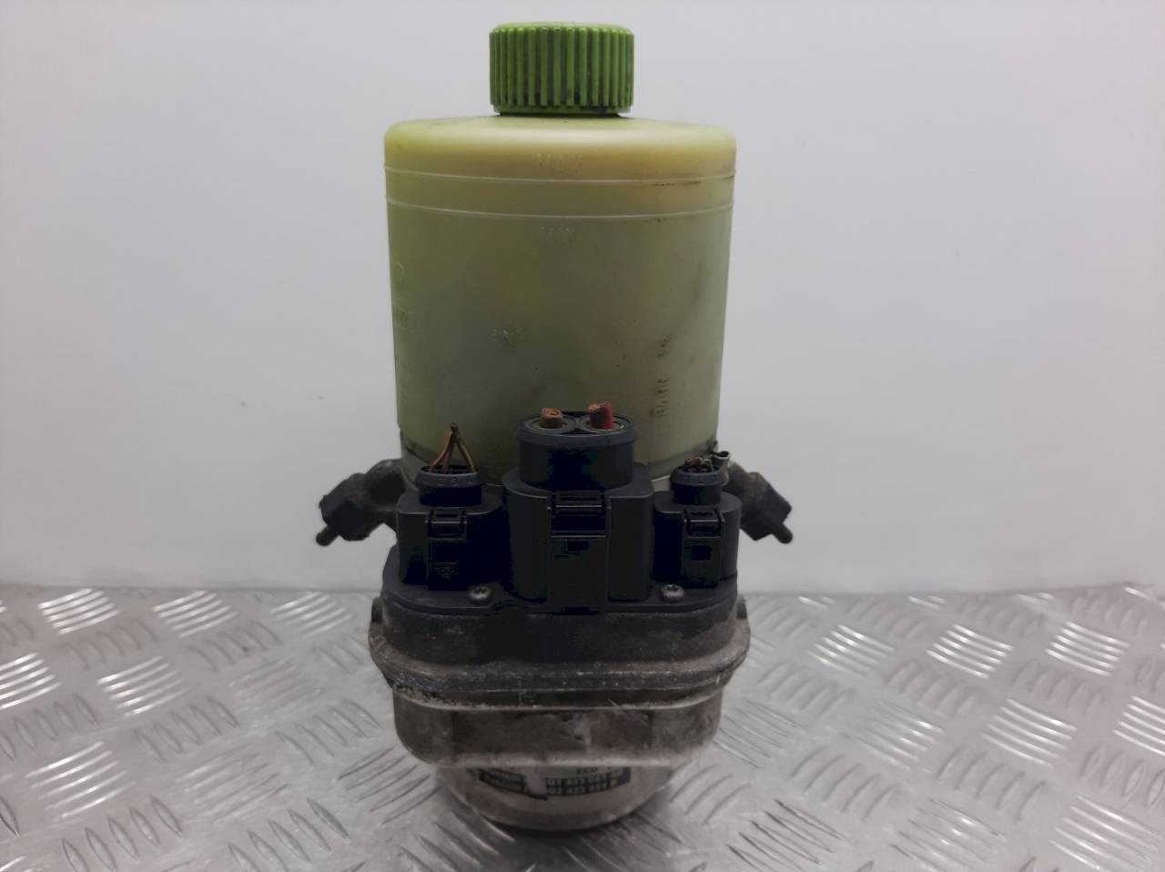 электрогидроусилитель руля Skoda Fabia 1 поколение (6Y) 2002, 6Q0423156M - фото №1