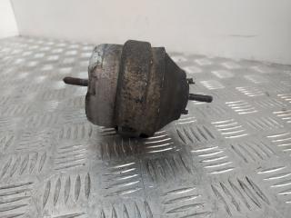 подушка крепления двигателя Audi A4 B5 1997, 1.6 л., i, 8D0199379J