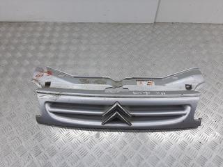 решетка радиатора Citroen Berlingo 1 поколение (M49) 2002, 9635604880