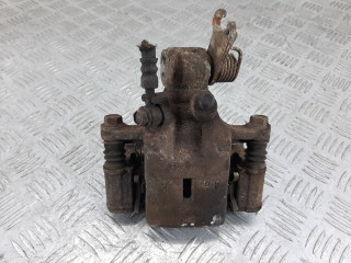 суппорт задний правый Nissan Maxima A33 2002, 3.0 л., VQ30DD, бензин