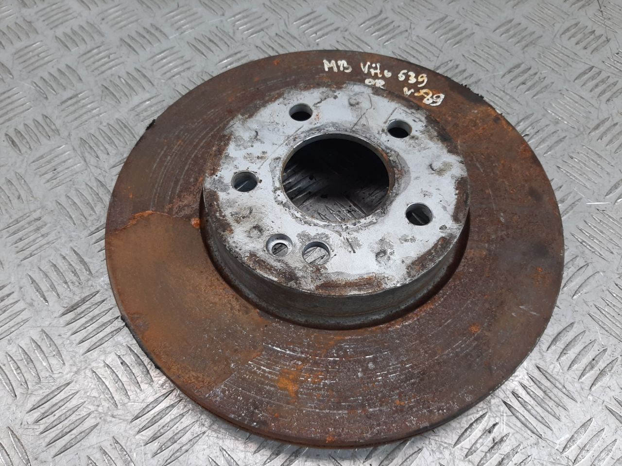 диск тормозной передний Mercedes-Benz Vito W639 2007, 2.2 л., OM 646.980, дизель, МКПП - фото №1