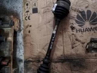 полуось передняя левая (приводной вал, ШРУС) Volkswagen Transporter T5 2005, 1.9 л., TDi